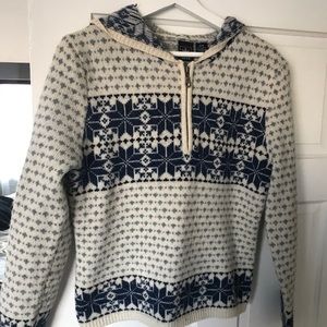 Scandinavian style sweater with hood. 100% wool